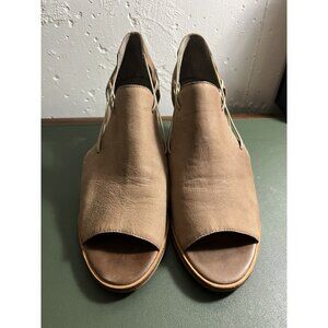 Eileen Fisher Nikki Tan Nubuck Leather Peep Toe Block Heel Sandals Size 9.5